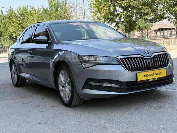 2020 ÇIKIŞLI 2019 MODEL 102 BİNDE CAM TAVAN 