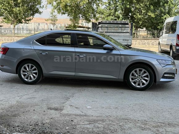 2020 ÇIKIŞLI 2019 MODEL 102 BİNDE CAM TAVAN 