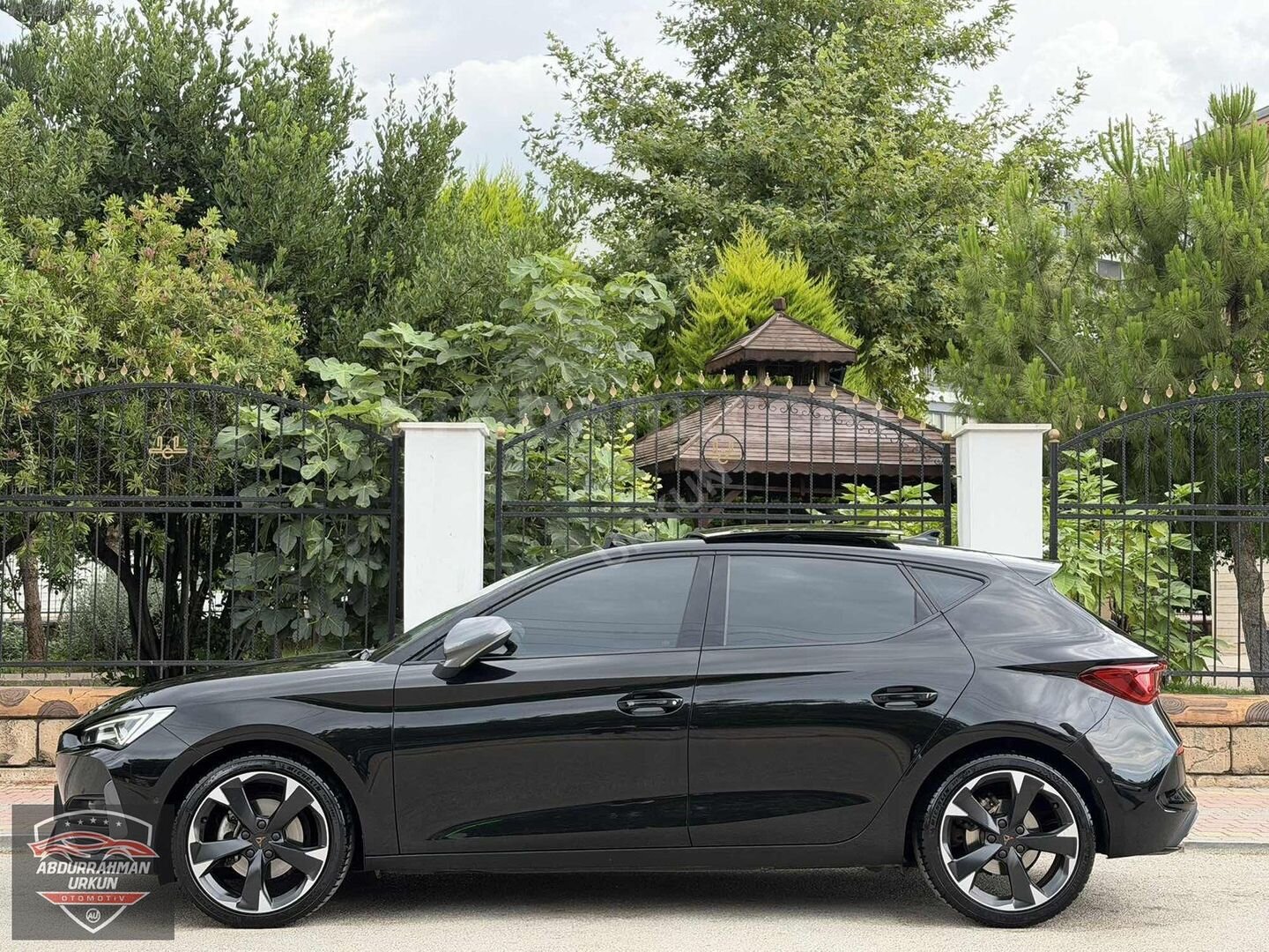 Galeriden Cupra Leon 1.5 eTSI Standart 2023 Model Antalya 52.000 km Siyah 5