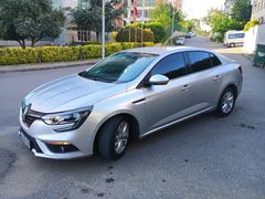 GÖRÜLMEYE DEĞER ÇOK TEMİZ Megane 1.5 dCi Touch 2018 Model  181.000 km Gri (Gümüş)