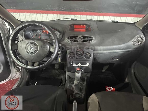 Pazar oto 2011 Renault Clio 1.5 dCi Authentique...