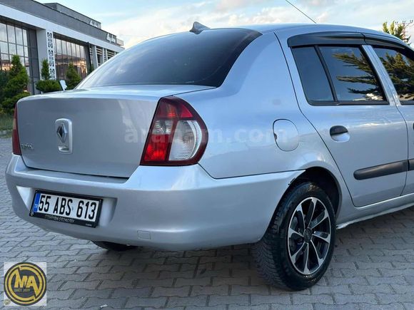 - ÖZGÜVEN - RENAULT CLIO 1.5 DCİ KLİMALI EMSALSİZ