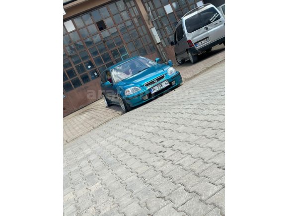 Civic SAFKAN BENZİN 1.6 MOTORLU