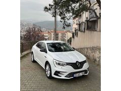 Sahibinden Renault Megane 1.5 Blue DCI Joy Comfort 2021 Model  184.000 km Beyaz