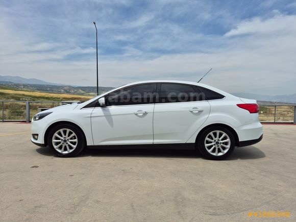 ACRE'den DÜŞÜK KM TEMİZ AİLE ARACI