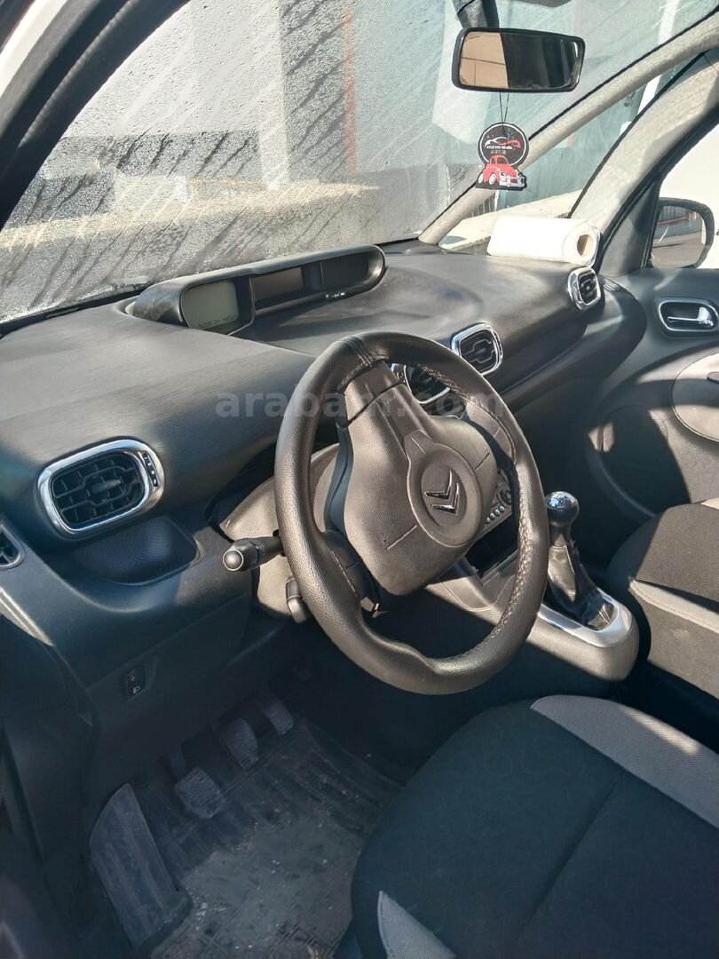Sahibinden Citroen C3 Picasso 1.6 HDi SX 2011 Model Erzurum 206.000 km Beyaz 7