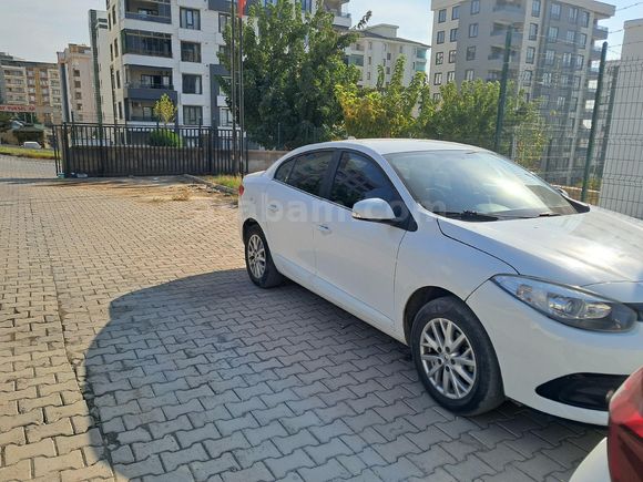 Sahibinden Renault Fluence 1.5 dCi Touch 2015 Model