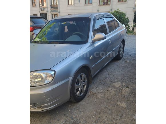 Sahibinden Hyundai Accent 1.6 Admire 2005 Model 