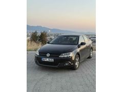 Sahibinden Volkswagen Jetta 1.2 TSi Comfortline 2014 Model İzmir 124.000 km Siyah