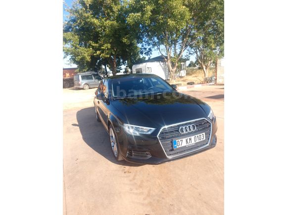 +SAHİBİNDEN 2018 ÇIKISLI  MAKYAJLI KASA AUDI A3
