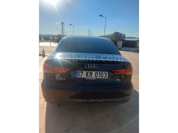 +SAHİBİNDEN 2018 ÇIKISLI  MAKYAJLI KASA AUDI A3