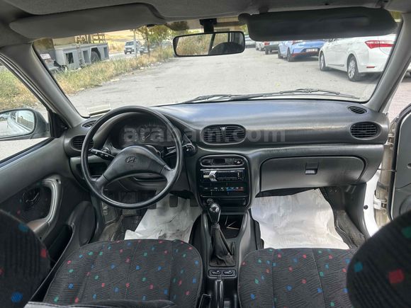 Sahibinden Hyundai Accent 1.5 GLS 1998 Model 