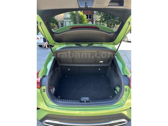 Sahibinden Kia XCeed 1.5 T-GDI Elegance 2023 Model 