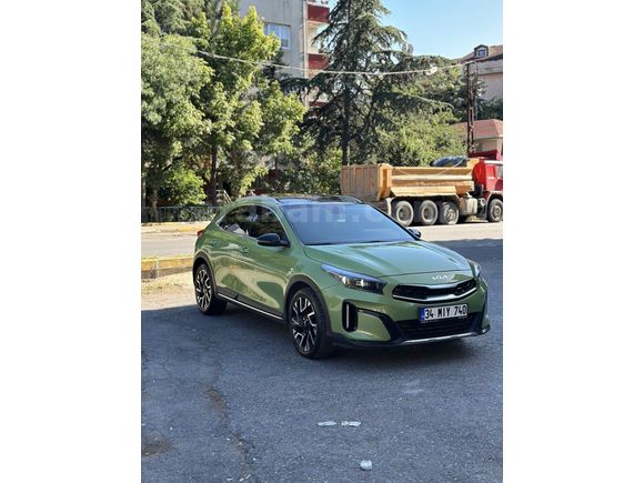 Sahibinden Kia XCeed 1.5 T-GDI Elegance 2023 Model 