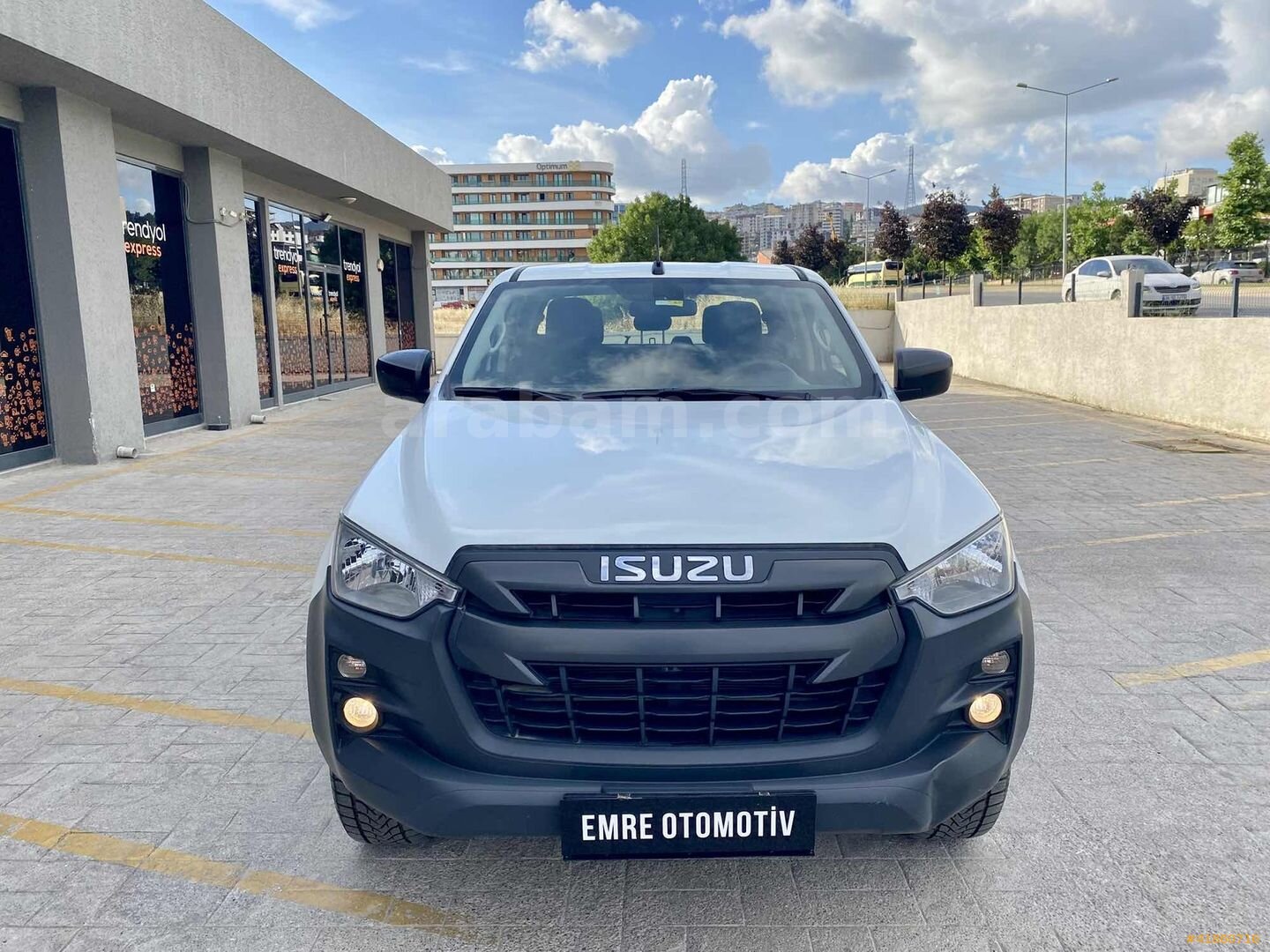 Galeriden Isuzu D-Max 1.9 D 4x2 V-Go 2022 Model İstanbul 46.000 km Beyaz 3