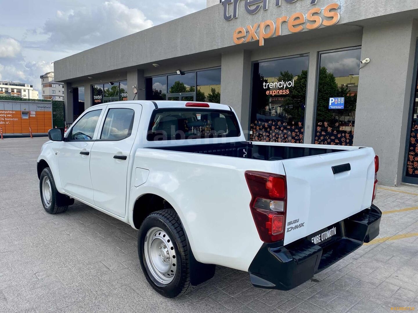 Galeriden Isuzu D-Max 1.9 D 4x2 V-Go 2022 Model İstanbul 46.000 km Beyaz 7