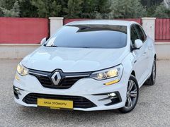 AKSA’DAN 2022 MEGANE TOUCH EDC OTOMOTİK HATASIZ SIFIR GİBİ 