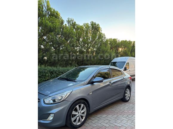 Sahibinden Hyundai Accent Blue 1.6 CRDI Mode Plus 2017 Model
