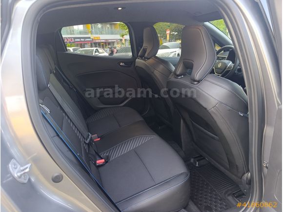 2025 RENAULT CLİO 1.0 TECHNO ESPRİT ALPİNE X-TRONİC GSR2/HATASIZ
