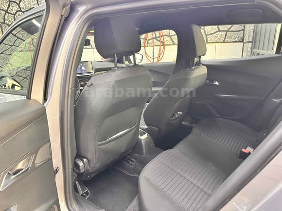 Sahibinden Peugeot 2008 1.2 PureTech Active Prime 2024 Model 