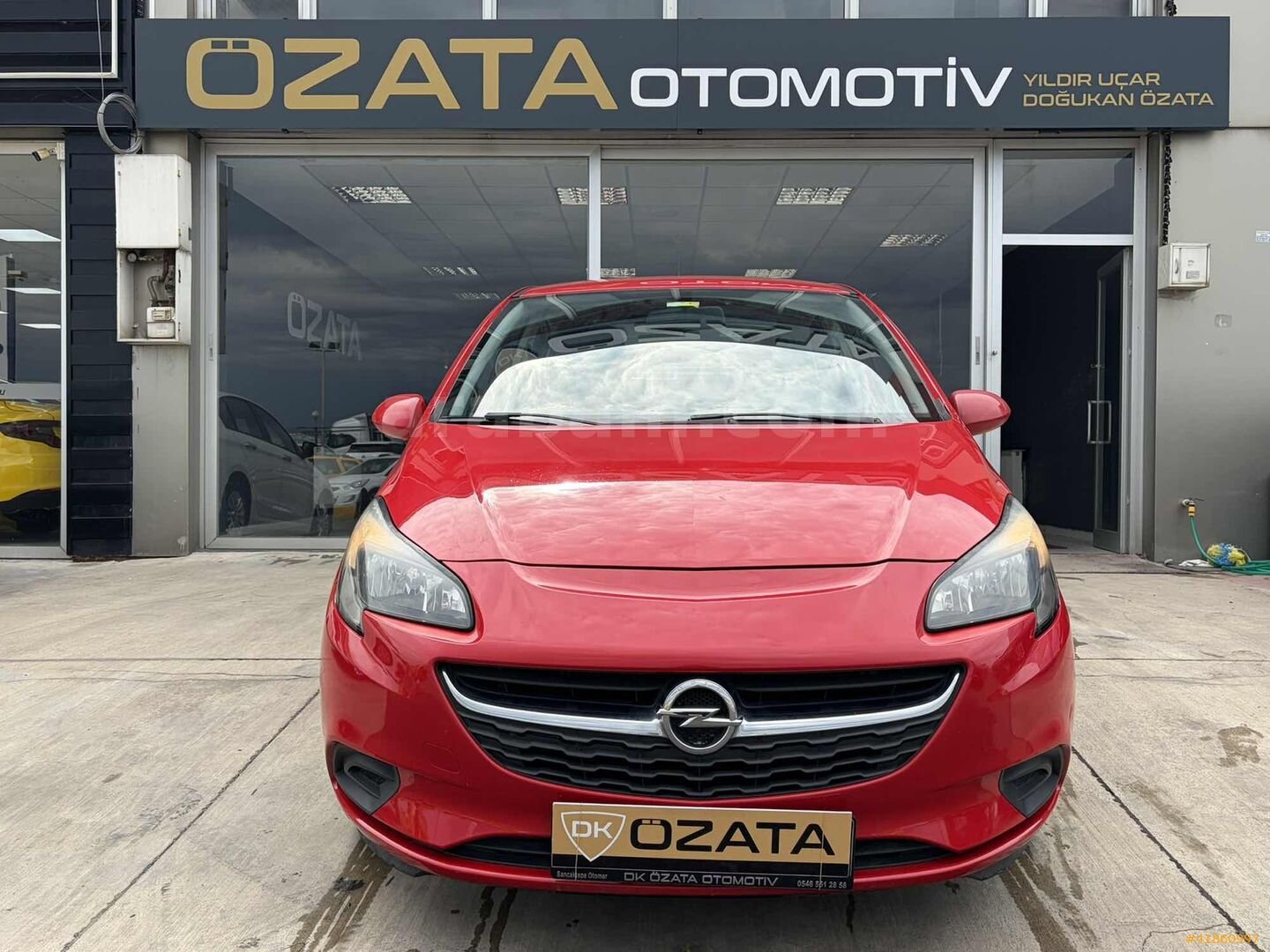 Galeriden Opel Corsa 1.2 Essentia 2015 Model İstanbul 102.000 km Kırmızı 1