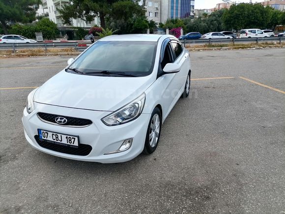 Galeriden Hyundai Accent Blue 1.6 CRDI Mode Plus 2018 Model Antalya