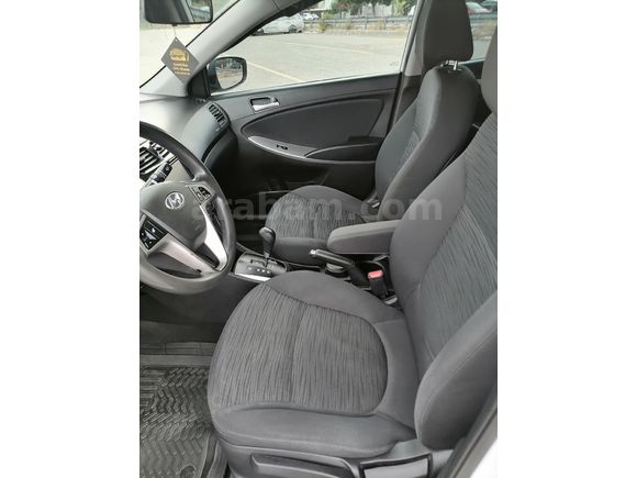Galeriden Hyundai Accent Blue 1.6 CRDI Mode Plus 2018 Model Antalya