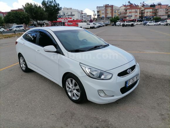 Galeriden Hyundai Accent Blue 1.6 CRDI Mode Plus 2018 Model Antalya