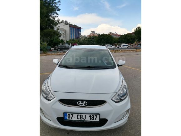 Galeriden Hyundai Accent Blue 1.6 CRDI Mode Plus 2018 Model Antalya