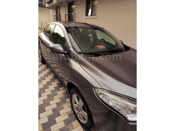 Sahibinden Renault Megane 1.5 dCi Expression 2011 Model  273.370 km Füme