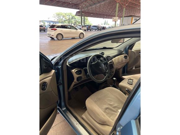 Sahibinden Ford Focus 1.6 Ghia 2000 Model 