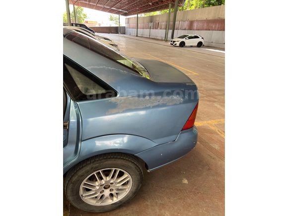 Sahibinden Ford Focus 1.6 Ghia 2000 Model 