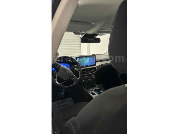 Sahibinden Ford Focus 1.5 EcoBlue Titanium X 2023 Model 