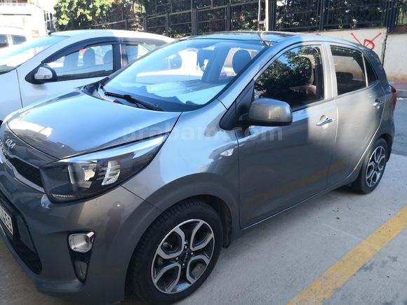 Sıfır ayarında Bayandan Sigara içilmemiş