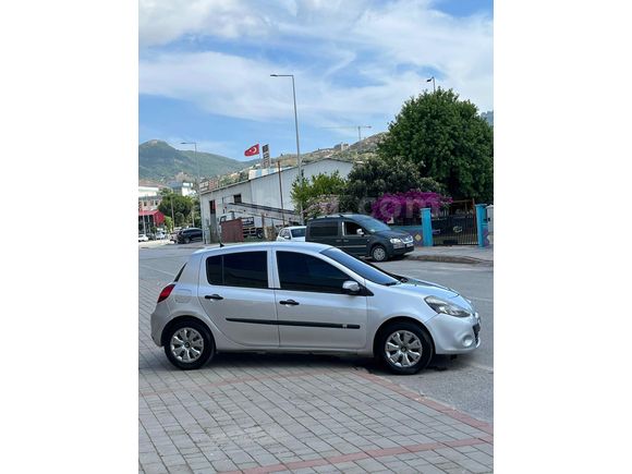 Sahibinden Renault Clio 1.5 dCi Authentique 2009 Model 