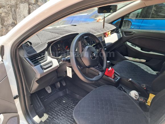 Sahibinden Renault Clio 1.0 TCe Joy manuel 2023 Model