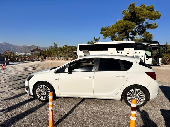 OTOMATİK Opel Astra 1.4 T Enjoy Active 2015 Model 