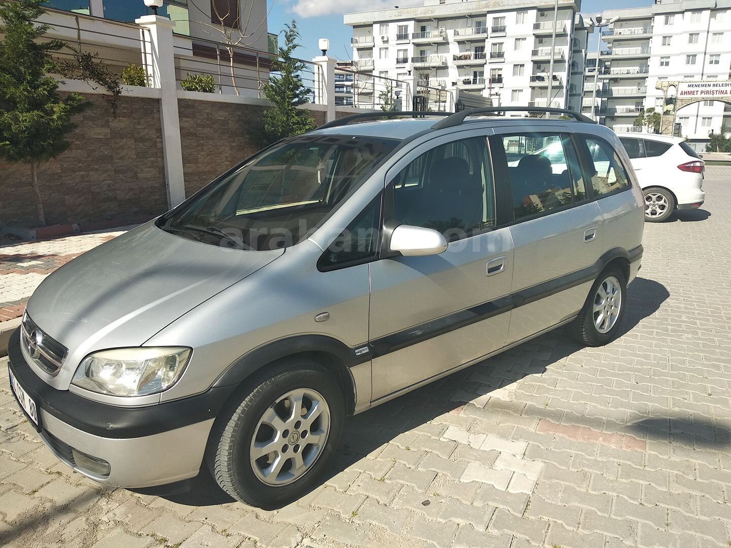 Sahibinden Opel Zafira 1.6 Comfort 2003 Model İzmir 340.000 km Gri (metalik) 7