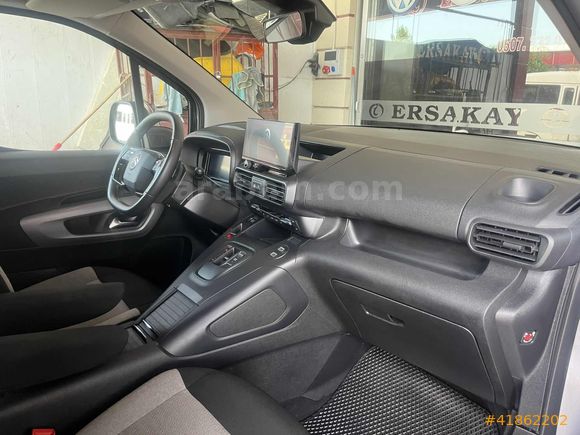 SERVİS BAKIMLI,FULL DONANIM BERLİNGO MAX OTOMATİK