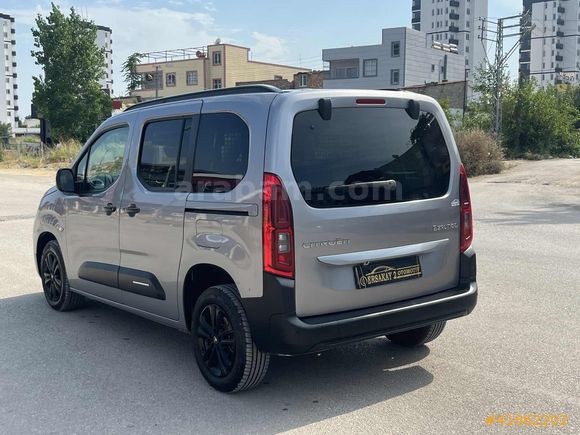 SERVİS BAKIMLI,FULL DONANIM BERLİNGO MAX OTOMATİK