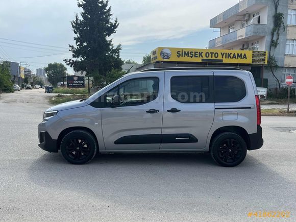SERVİS BAKIMLI,FULL DONANIM BERLİNGO MAX OTOMATİK