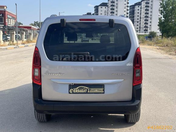 SERVİS BAKIMLI,FULL DONANIM BERLİNGO MAX OTOMATİK