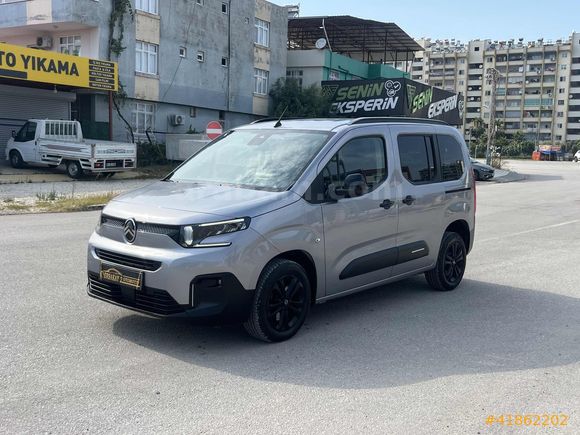 SERVİS BAKIMLI,FULL DONANIM BERLİNGO MAX OTOMATİK