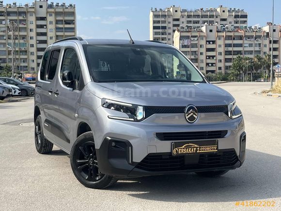 SERVİS BAKIMLI,FULL DONANIM BERLİNGO MAX OTOMATİK