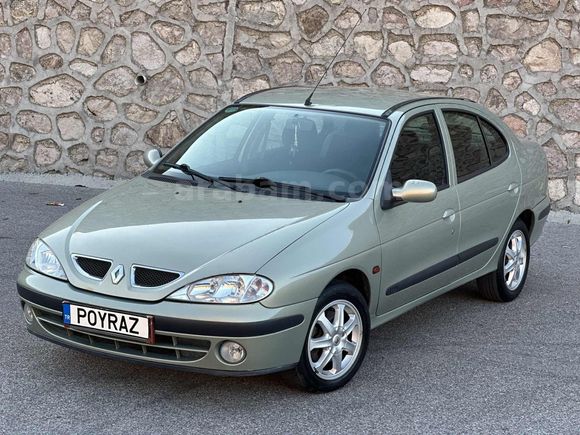 POYRAZ'DAN HATASIZ BOYASIZ TR'de TEK MEGANE