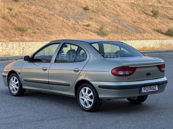 POYRAZ'DAN HATASIZ BOYASIZ TR'de TEK MEGANE