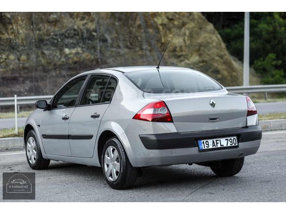 2004 MODEL MEGANE DEĞIŞENSIZ TRAMERSİZ 3 PARÇA BOYALI 267.000 KM