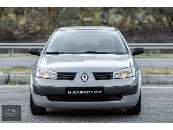 2004 MODEL MEGANE DEĞIŞENSIZ TRAMERSİZ 3 PARÇA BOYALI 267.000 KM