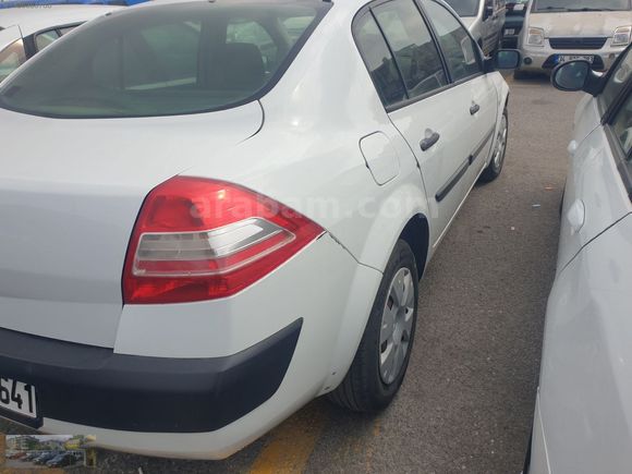 2009 MODEL RENAULT MEGANE