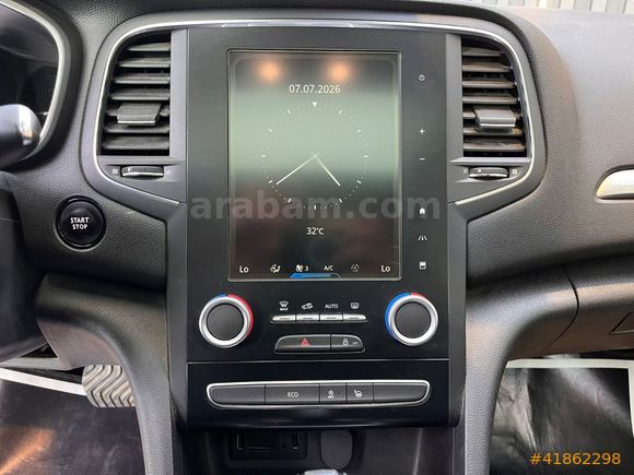 HATASIZ 2016 MODEL MEGANE HB 1.5 DCİ 110 HP ICON CAM TAVAN